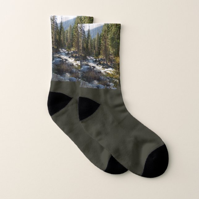 Kaweahfloden i Sequoia National Park Strumpor (Par)