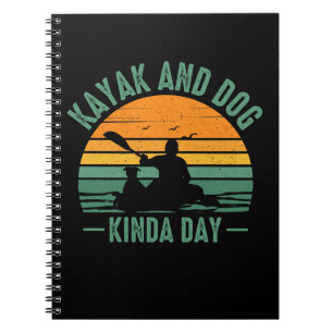 Kayak och Hund Kinda Day Day Anteckningsbok