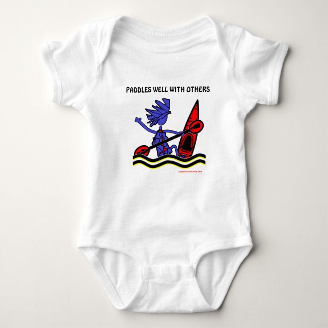 Kayak: Paddles well with other Baby Bodykostym T Shirt (Framsida)