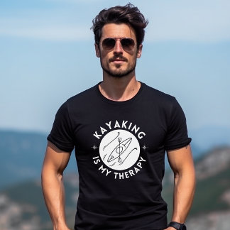 Kayaking är min terapi 2 Manar fraktschakt T Shirt