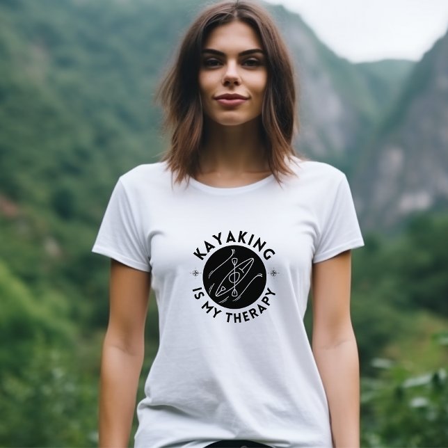 Kayaking är min terapi 3 Kvinnor T Shirt (Skapare uppladdad)
