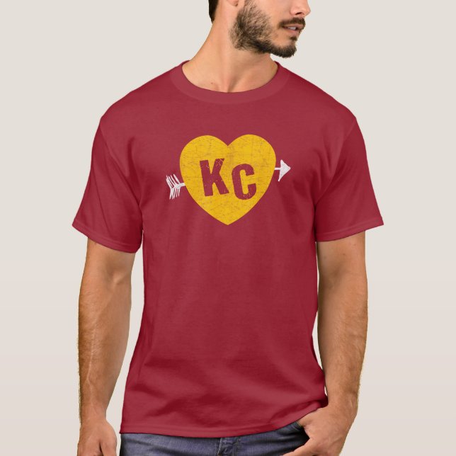 KC Red & Gult Heart & Arrow KC T Shirt (Framsida)