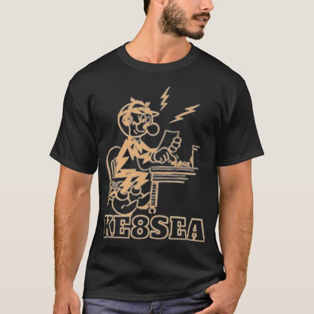 KE8SEA Call Sign Reddy Premium T Shirt (Framsida)