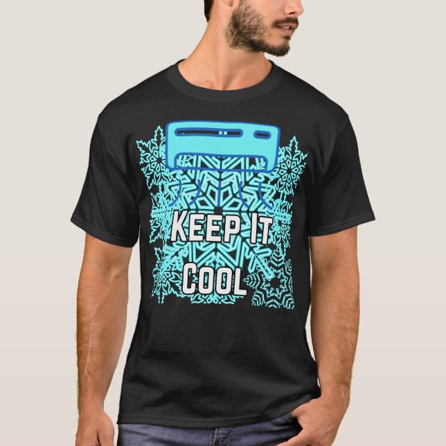 Keep It Cool Aesthetic Typography Design | Chill V T Shirt (Framsida)