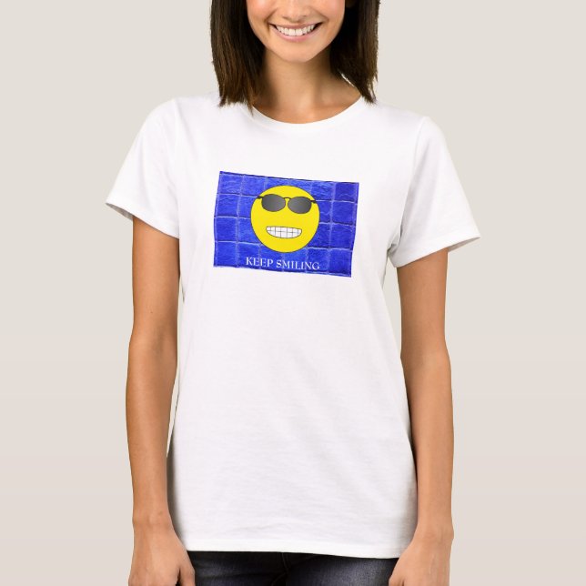 Keep Smiling Tee Shirt (Framsida)