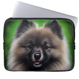 Keeshond Hund i St. Patrick Dress Laptop Fodral