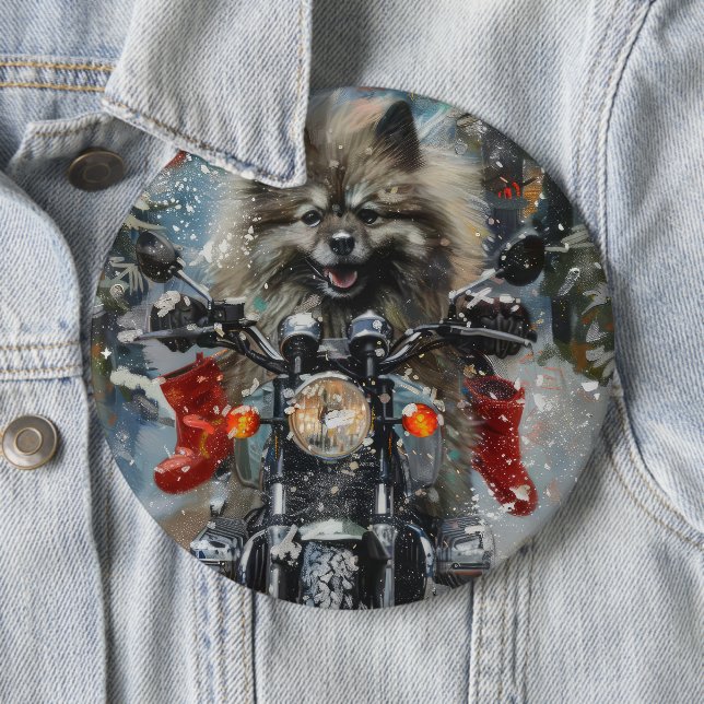 Keeshond Hund Riding Motorcycle jul Knapp (In Situ)