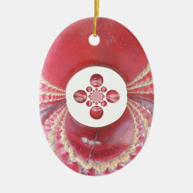 Kejdoskop: Cricket Bollar - Spelets hjärta Julgransprydnad Keramik (Framsidan)