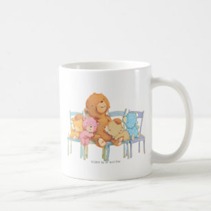 Keliga fem och färgrika björnar på stolar kaffemugg