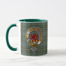 Kelly Tartan & Badge