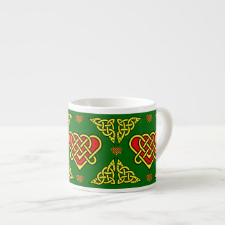Keltisk/Gadhlig flätad hjärtknut, guld 2, grön Espressomugg