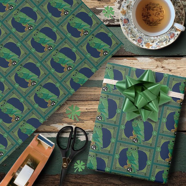 Keltisk Grönt Uggla Presentpapper (Skapare uppladdad)