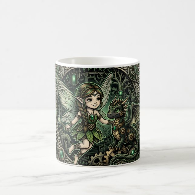 Keltisk Smaragd Få och Drak – Förtrollad Fantasy. Kaffemugg (Center)
