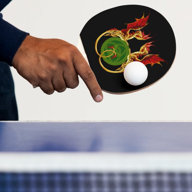 Keltiska halvledarskiktade Måne och dragoner Pingisracket (Insitu)