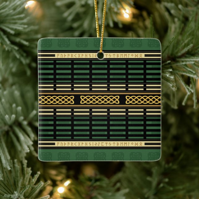 Keltiska Runor 2 Ornament (Träd)