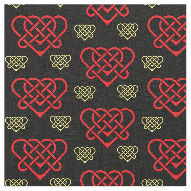 Keltiskt/gadhlig formad hjärteformad guld/röd tyg (Närbild)