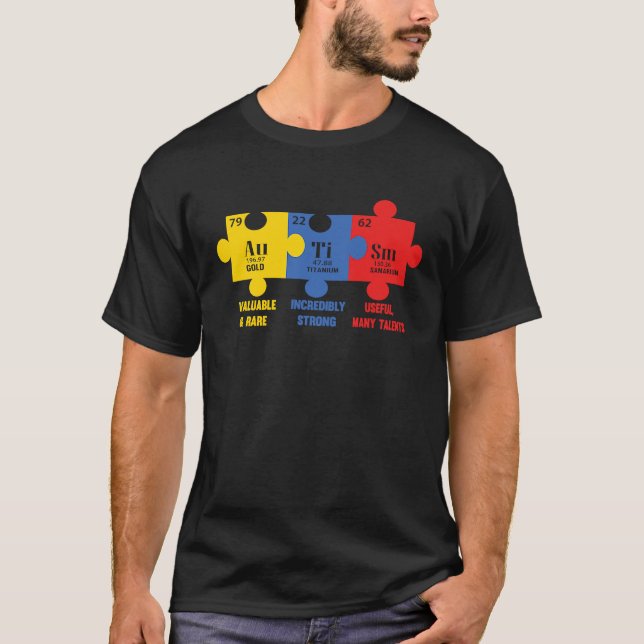 Kemiska element Autism Medvetenhet  Guld Titanium  T Shirt (Framsida)