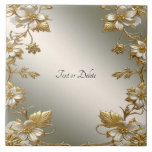 Keramiska plattan i vit Blommigt Guld Ornate Kakelplatta<br><div class="desc">Vackvit Blommigt Guld Ornate Ceramic Tile</div>