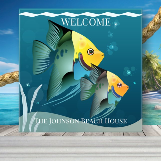 Keramiska plattor för bläckfisk, burk och buk kakelplatta (Tile featuring an artistic design with two fishes. Beautiful for a beach house or coastal home)