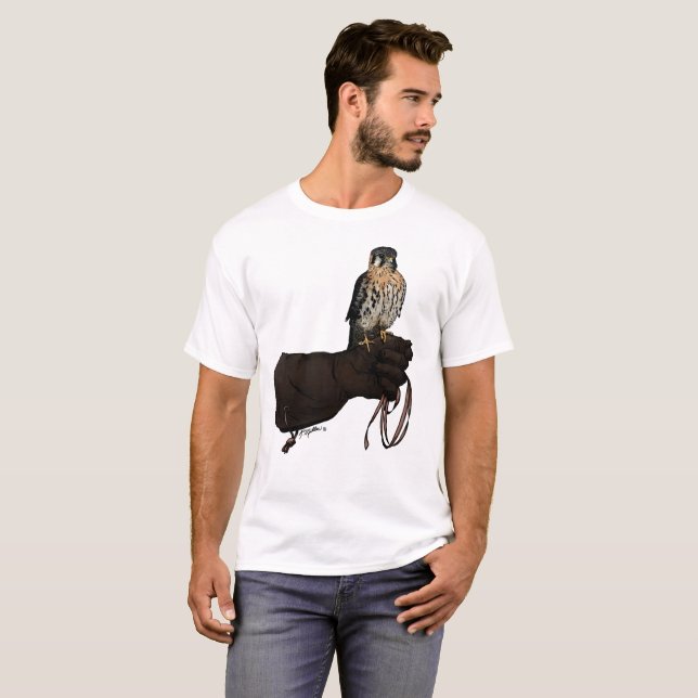 Kestrel om handskillustration tee (Hel framsida)