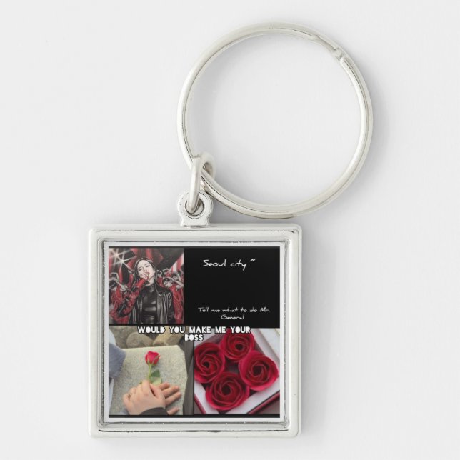 Keychain  fyrkantig silverfärgad nyckelring (Framsidan)