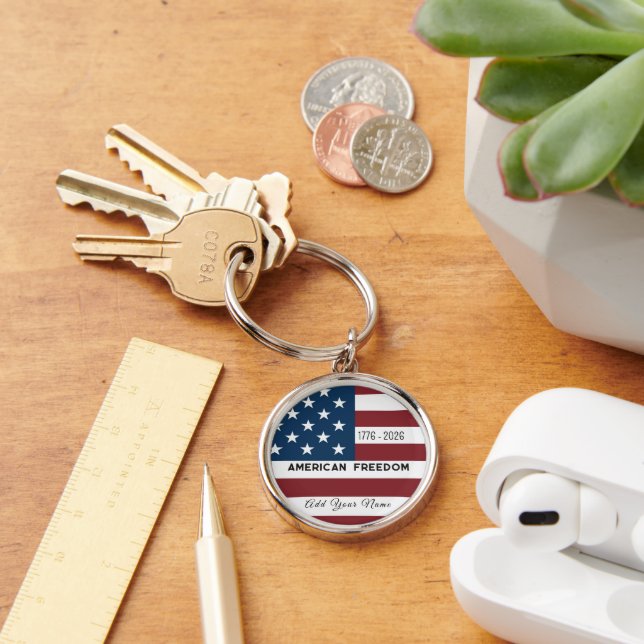 Keychain Patriotic US Flag Custom Text Name Rund Silverfärgad Nyckelring (Skrivbord)