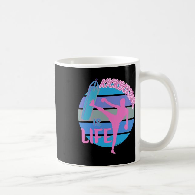 Kickboxning kampsport boxare tjejer kickboxning är kaffemugg (Höger)
