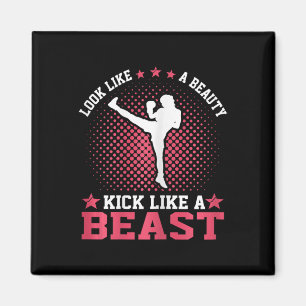 Kickboxningsflicka - Se ut som en skönhet sparka s Magnet