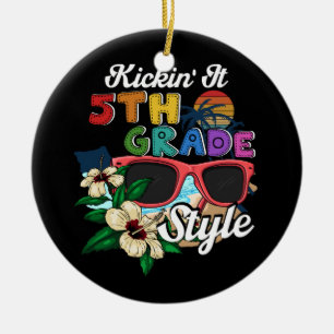 Kickin'it 5th Klass Stil Back to school Elementa Julgransprydnad Keramik