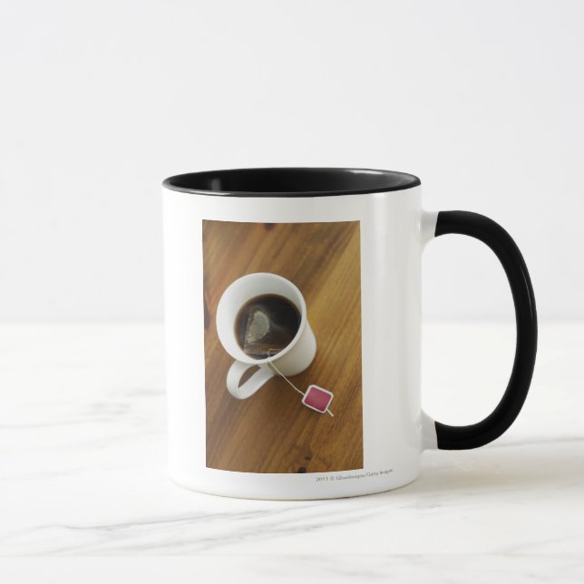 Kickvinkeln beskådar av en kopp av tea (Höger)