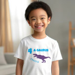 Kid Dinosaur Födelsedagsfest Personlig T-Shirt<br><div class="desc">Fira ditt barns födelsedag med den här söta anpassningsbarna dinosaur t-shirt.</div>