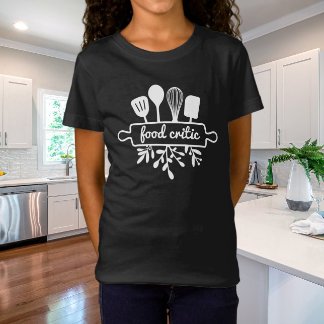 Kid Food Critic Kitchen Utensil and Greenery T Shirt (Skapare uppladdad)