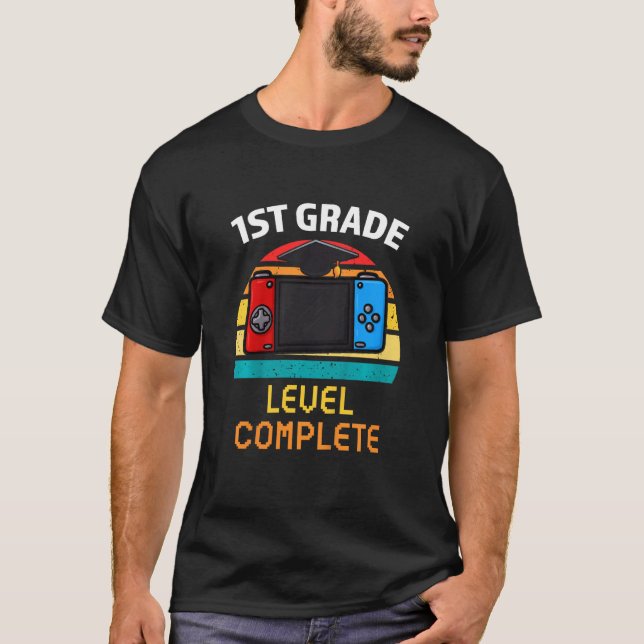 Kids 1st Grade Level Complete  Graduation party Fi T Shirt (Framsida)