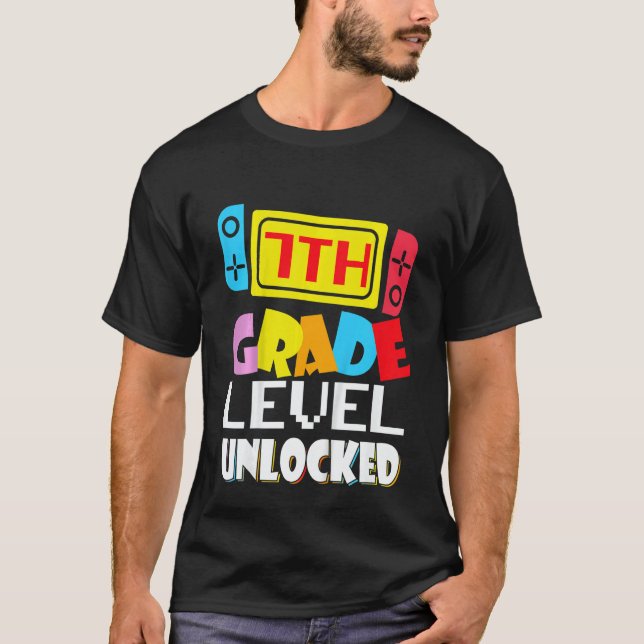 Kids 7th Grade Level Unlocked Video Gamer Back To  T Shirt (Framsida)