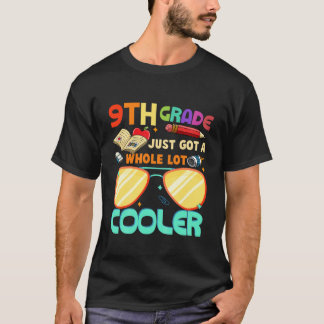 Kids 9:e Student-glaset i Klass tillbaka till Scho T Shirt