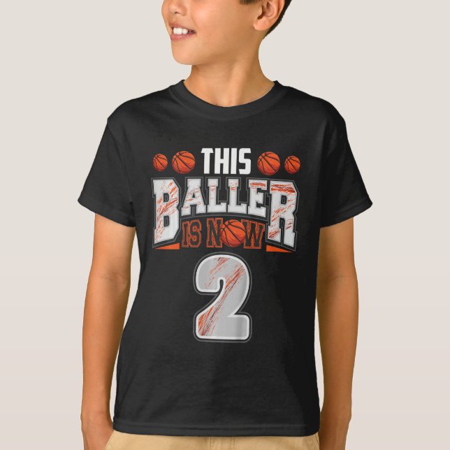 Kids Basketball-spelare 2 år gammal Boy Basketball T Shirt (Framsida)