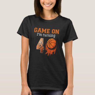 Kids Game på mig Turing 4 Basketball 4e födelsedag T Shirt
