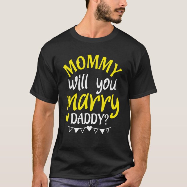 Kids Giftermål Frieri Mamma att du ska gifta pappa T Shirt (Framsida)