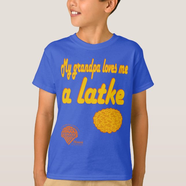 Kids' Hanukkah Shirt - "Grandpa loves me a latke" T Shirt (Framsida)