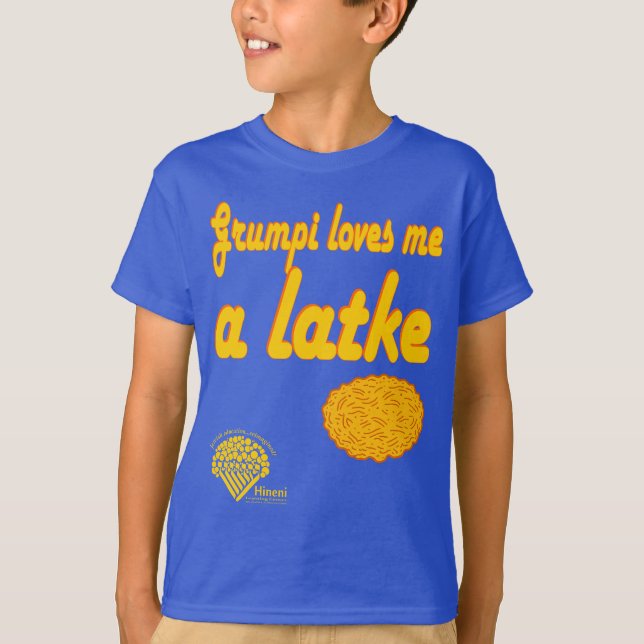 Kids' Hanukkah Shirt - "Grumpi loves me a latke" T Shirt (Framsida)