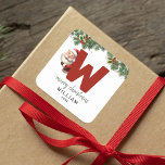 Kids Monogram jul Fyrkantigt Klistermärke<br><div class="desc">Ge är personligens charm i julklapp! Våra monogramklistermärken,  där tomten gömmer bakom brev W,  är ett unikt och tänkbart sätt att visa kärlek. Anpassa med namn,  år och hälsning. Få dina julklappar att framträda!</div>