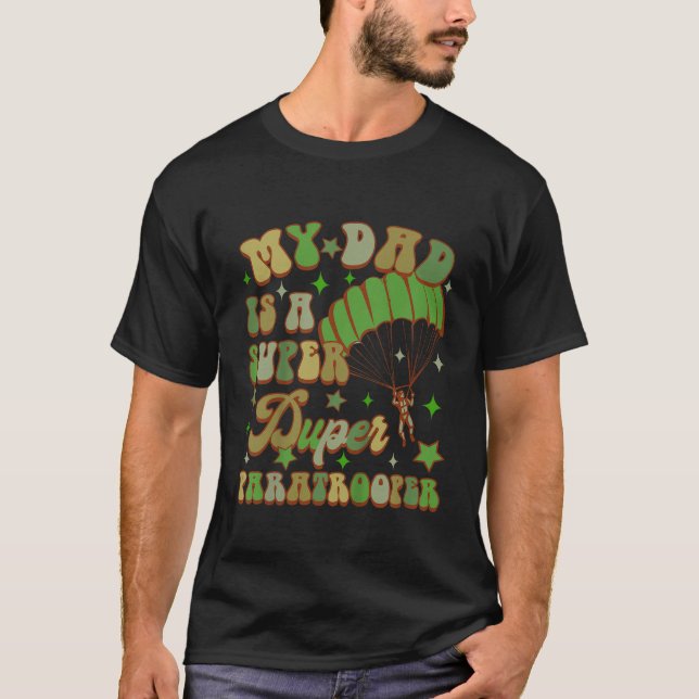 Kids Paratrooper pappa pappa pappa min Pappa är en T Shirt (Framsida)