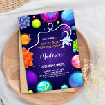Kids Party tema för raket och planeter Inbjudningar<br><div class="desc">Bläddra in i födelsedagsljud med den här färgstarka rymden galaxinbjudan! roligt! Den här redigerbara frakten har en raket, stjärnor, planeter och en glödande galaxbakgrund och är perfekt för unga rymdforskare. Anpassa ditt barns namn, ålder och party med hjälp av Zazzles enkla verktyg. Perfekt för födelsedagsfester med raketer, astronaut eller rymden....</div>