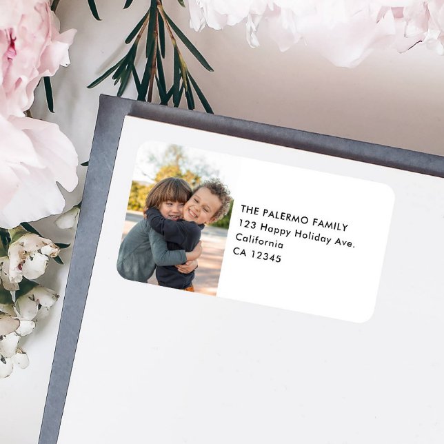 Kids Photo Simple Modern Returadress Adressetikett (KIDS OR FAMILY PHOTO RETURN ADDRESS LABEL TO ADD A CHIC TOUCH TO YOUR CHRISTMAS OR HOLIDAY MAILING)