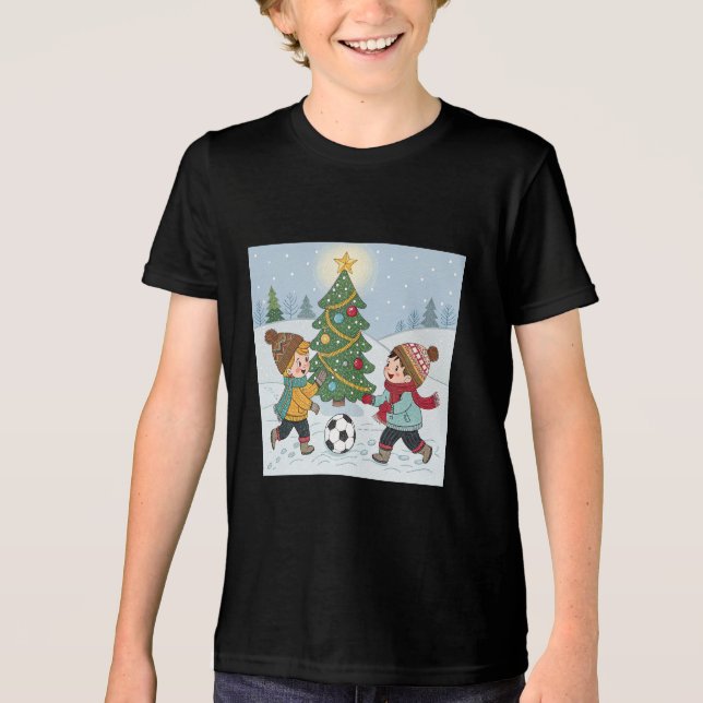 Kids Playing Soccer Under the Snow T Shirt (Framsida)