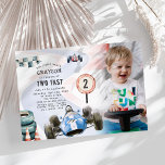 Kids Tävling-bilfoto, andra födelsedag Party Inbjudningar<br><div class="desc">Starta motorerna, det är party! 🏁 Vårt andra födelsedagsfest inbjudan-tematiska tävla kommer att föra tävling-spårens höger till din brevlåda. Med vattenfärgen bilder på röda och blå tävling-bilar, ett hastighetstecken med nummer ett och en tävla baksida, och ett foto, är de säkra på att få din lilla födelsedag att prata om...</div>