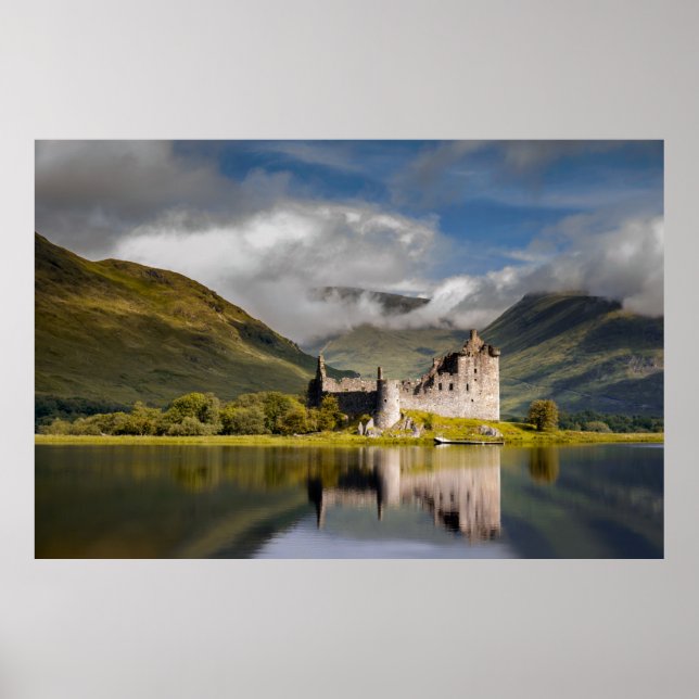 Kilchurn Castle - Dalmally, Skottland Poster (Framsidan)