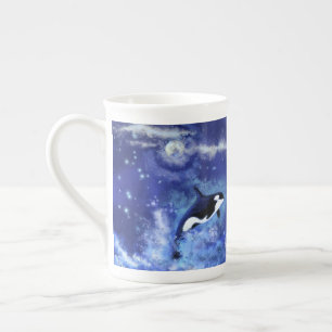 Killer Whales on Full Moon - Art Teckning - Blue Benporslin Mugg