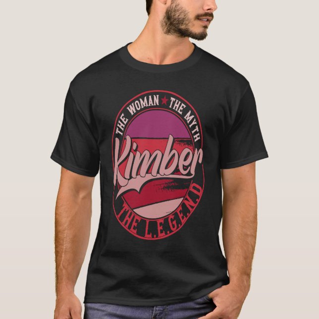 Kimber Dam i Myth the Legend T Shirt (Framsida)