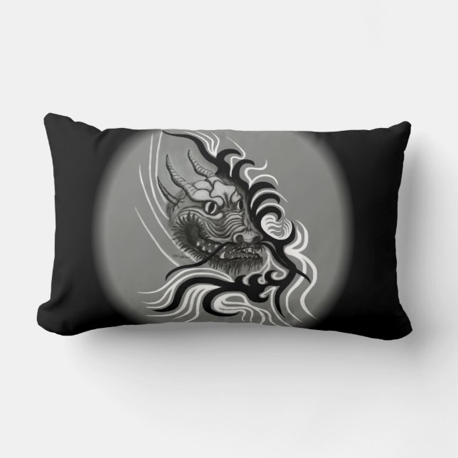 Kina Drakon i Tattoostil Lumbarkudde (Framsida)